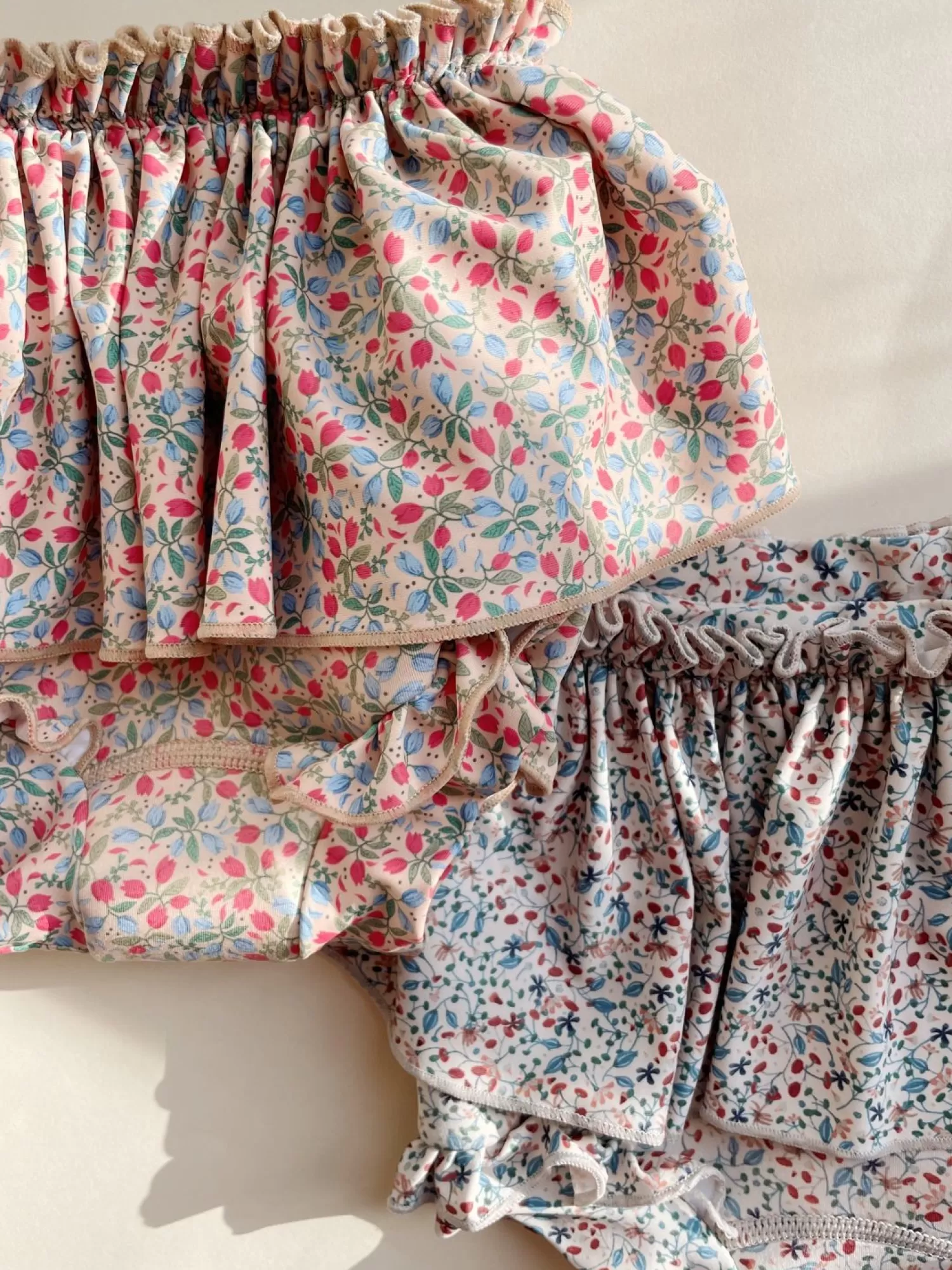 Born Konges Sløjd Bobbi Badeshorts Med Flaeser - Louloudi