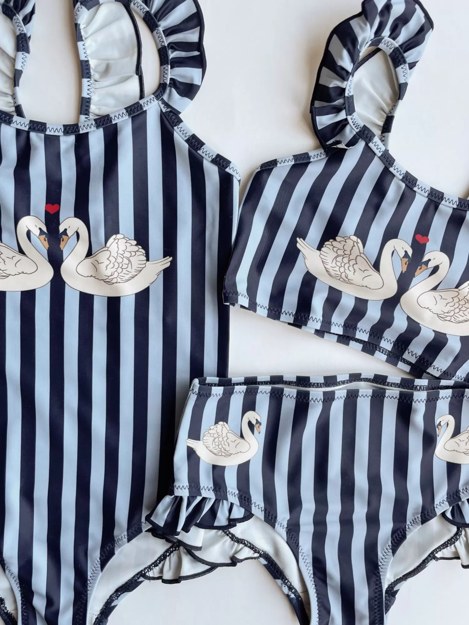 Born Konges Sløjd Dea Bikini Med Flaeser - Navy Stripe